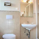 Alex Hotel