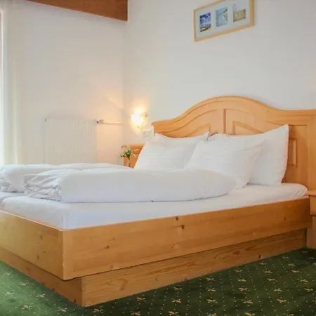 Otel Alex Sankt Kanzian am Klopeiner See